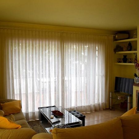 Magnolia, Habitacion Matrimonial Con Bano Uso Privado, En Casa Compartida Palafrugell Exterior foto
