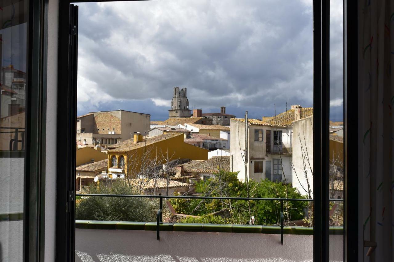 Magnolia, Habitacion Matrimonial Con Bano Uso Privado, En Casa Compartida Palafrugell Exterior foto